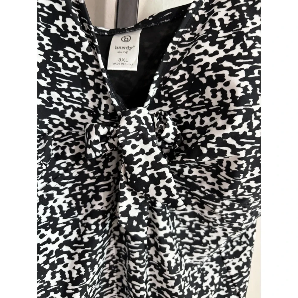 bawdy womens black white‎ STRETCH top bottom SWIM SUIT one piece 3XL EUC A12